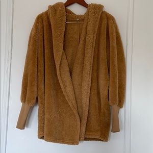 Fuzzy tan jacket medium